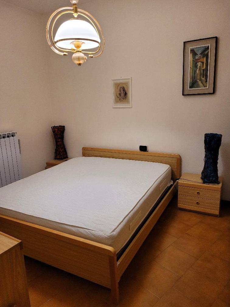 Ampio Bilocale Lungomare Levante Apartment *